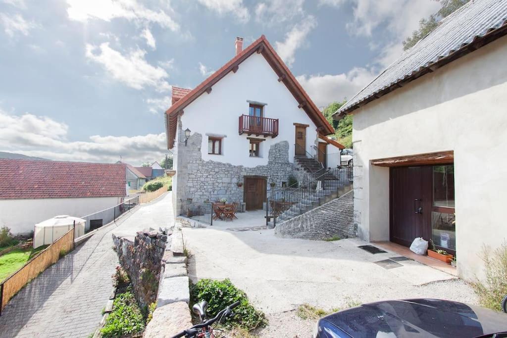 Casa Rural Enekoizar Abaurrea Alta Kültér fotó